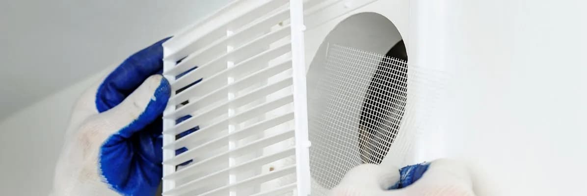 Jak wykonać wentylację łazienki, aby uniknąć pleśni i wilgoci Jak wykonać wentylację łazienki, aby uniknąć pleśni i wilgoci