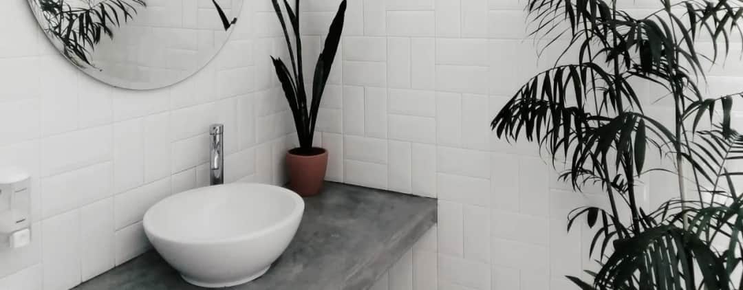 Jak pomalować glazurę - uniknij najczęstszych błędów i uzyskaj efekt